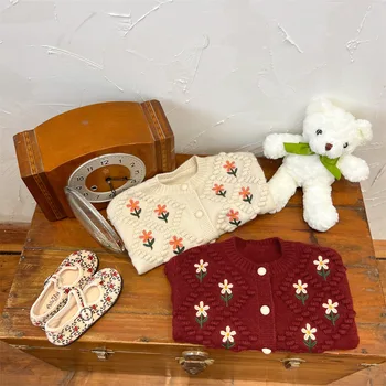 Зимний Новый теплый свитер для маленьких девочек, пальто, детский вязаный кардиган с милой цветочной вышивкой, куртка, повседневный трикотаж для малышей, Детская одежда