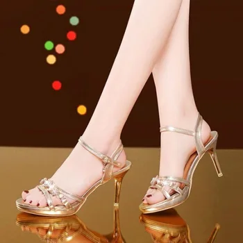 2023 Новые Летние Роскошные Дизайнерские Женские босоножки, модные золотые туфли со стразами на тонком высоком каблуке, женские элегантные вечерние платья-сандалии