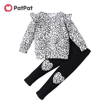 Комплект PatPat из 2 предметов, топ с длинными рукавами и брюками в виде сердца с леопардовым принтом для маленьких девочек